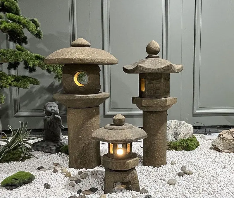 Contemporary Japanese Garden Stone Lanterns Set